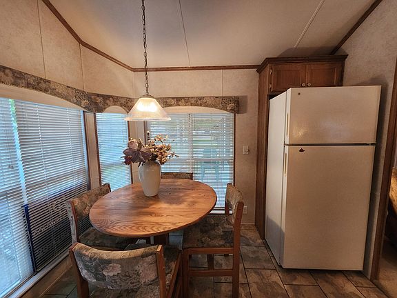 3rd image of 27 Go Camping Way #280