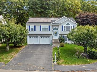 33 Georges Ct, Waterbury, CT 06708