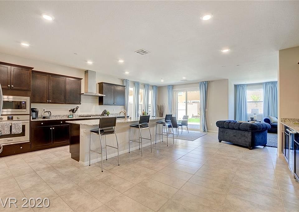 1st image of 4154 Killian Ave
