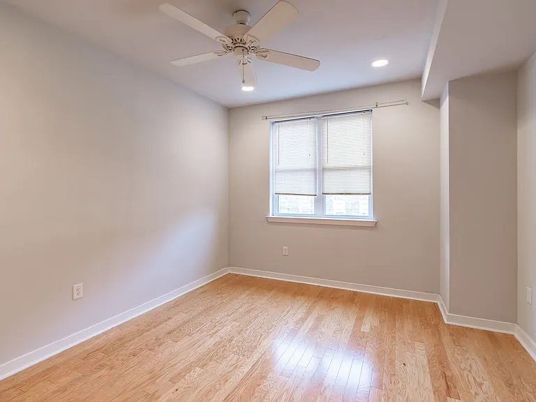4124 Tower St — Photo 28