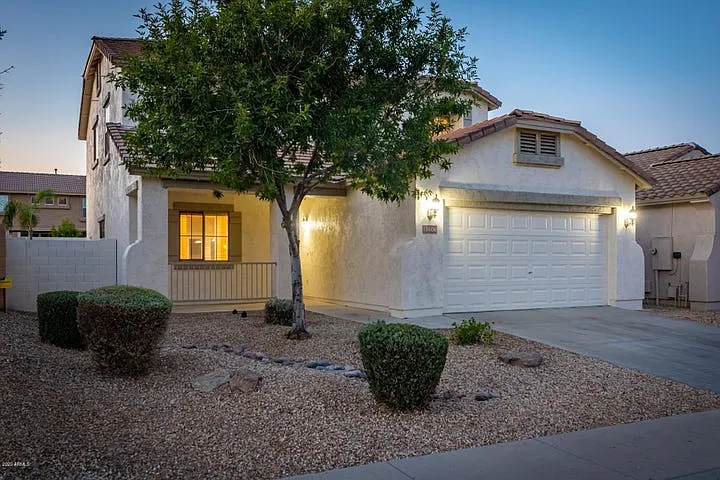 18606 W Sunnyslope Ln — Photo 40