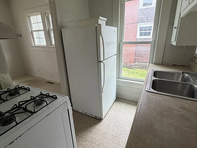 516 W Marion St #A — Photo 2