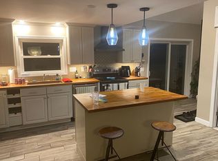 34 Arrowhead Ave, Northbridge, MA 01534