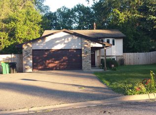 4101 Brookdale Cir N, Brooklyn Park, MN 55443