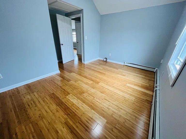 98 Bergen Ave #3 — Photo 7