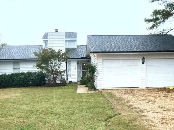 689 Cedar Point, Vass, NC 28394