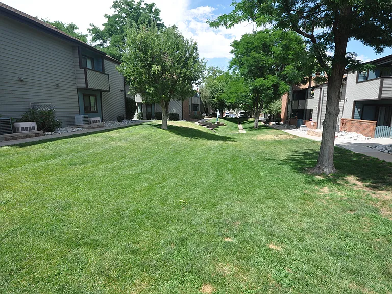 12073 E Harvard Ave #204 — Photo 17