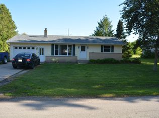 213 Elm Dr, Coleman, WI 54112