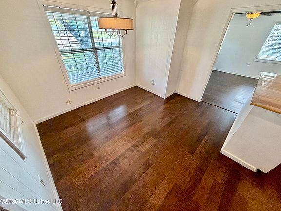 5th image of 314 Bolling Ave