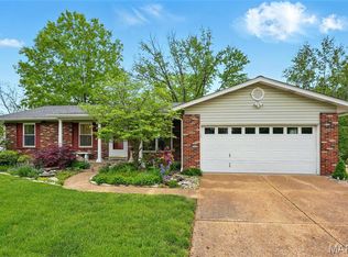 2271 Halyard Ct, Saint Louis, MO 63129