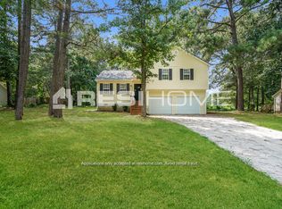 116 Country Cottage Cir, Carrollton, GA 30116