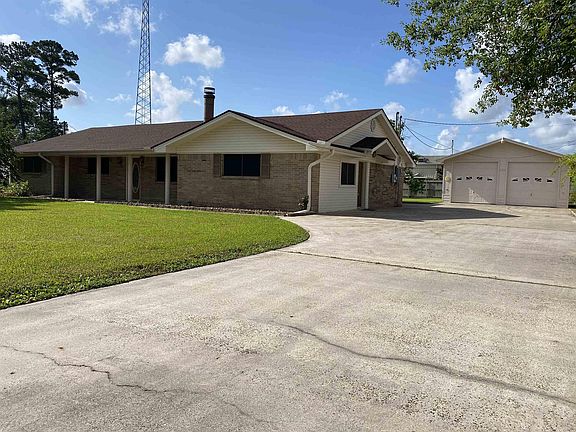 3rd image of 8125 Ginger Ln
