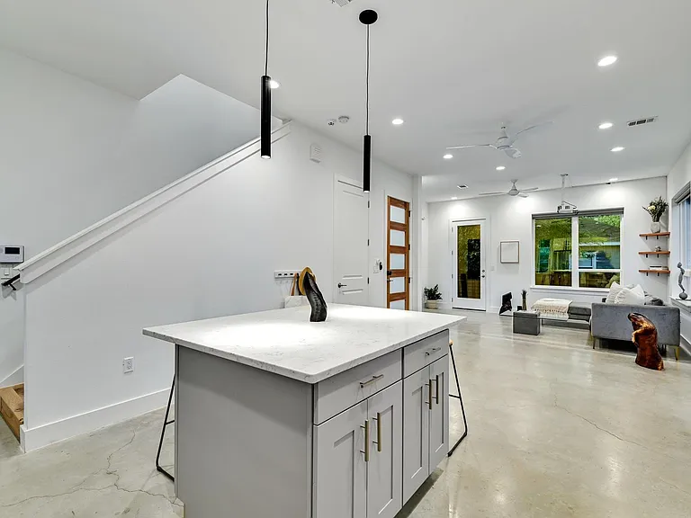 1131 Map St #2 — Photo 12