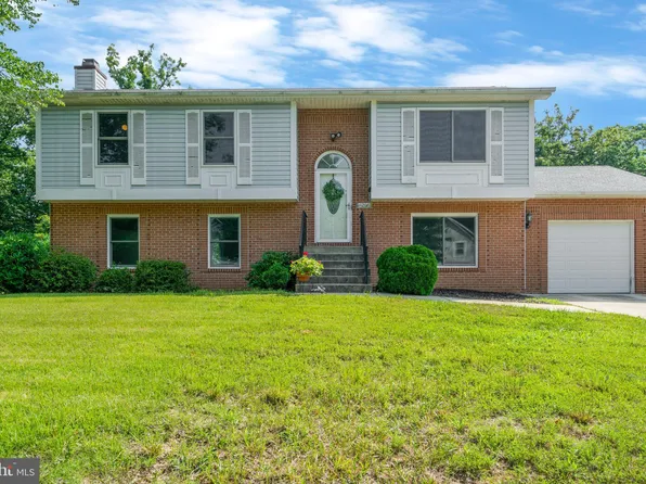 11208 Mary Catherine Dr, Clinton, MD 20735
