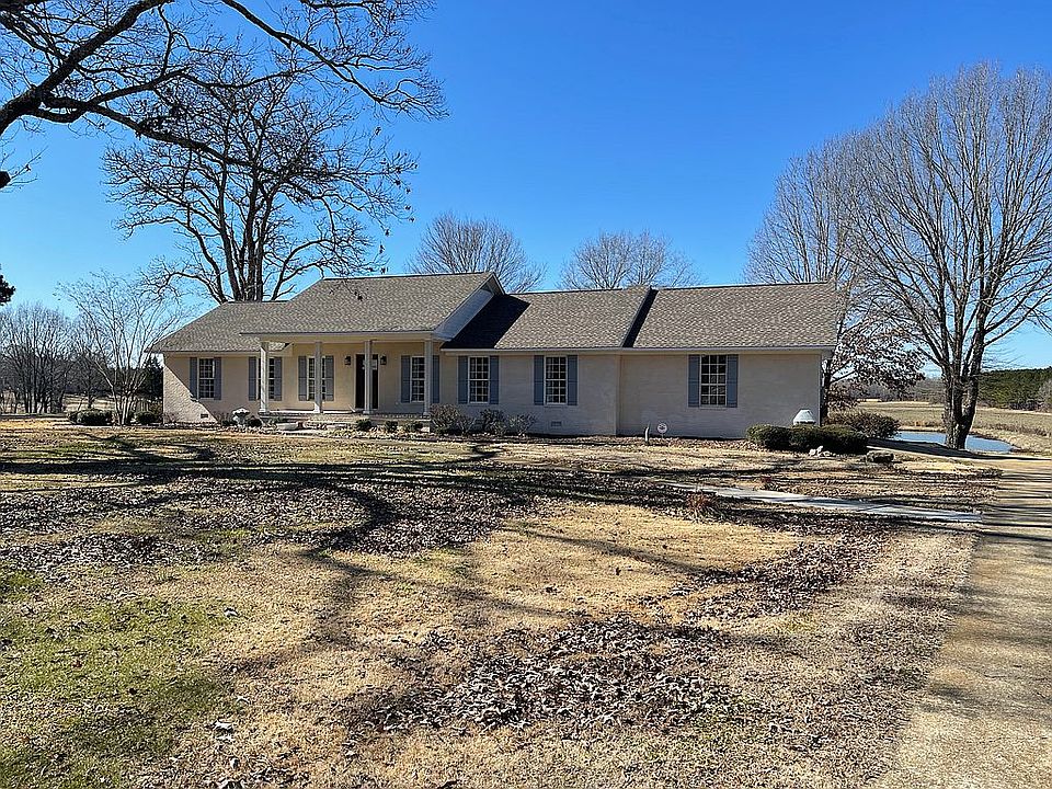 2nd image of 984 Barr Rd