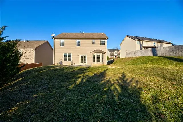 805 Concord Crossing Ln — Photo 34