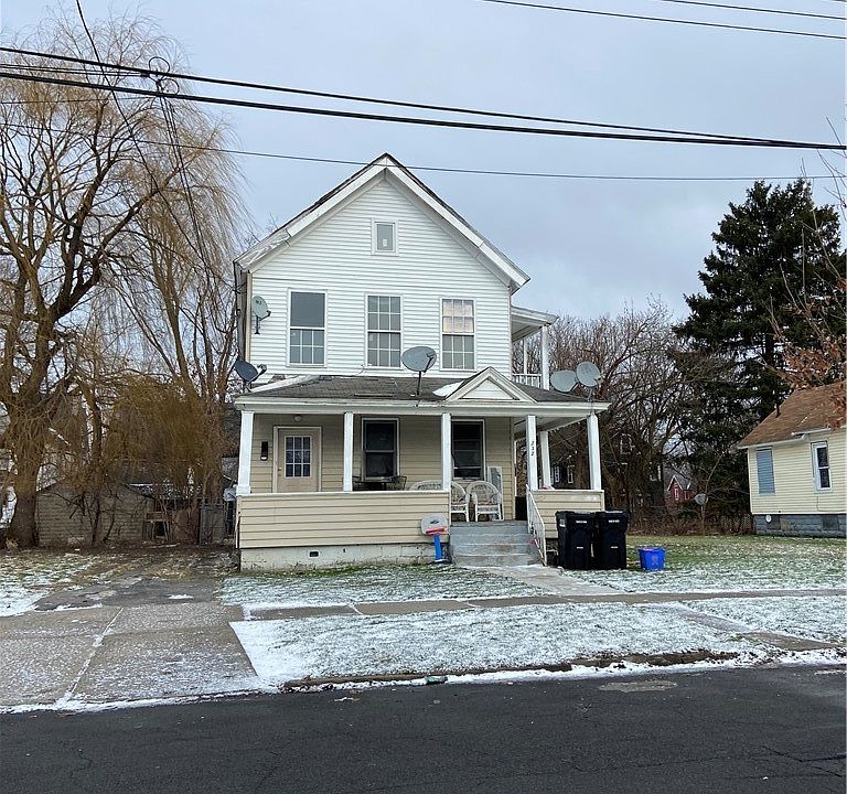 1st image of 232 Putnam St