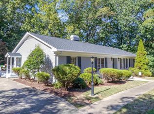 1213 Glendale Dr, Raleigh, NC 27612
