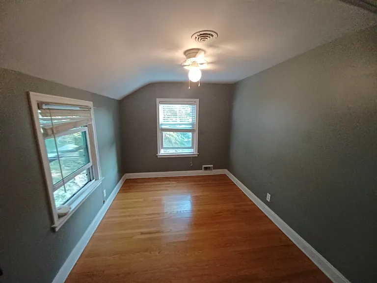1307 Oakmont Rd — Photo 17
