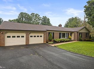 1300 Chez Ct, Fallston, MD 21047