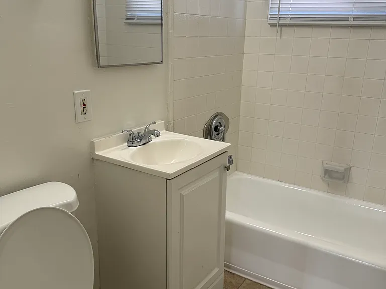 8717 Cattaraugus Ave #3 — Photo 2