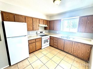 465 W Ivyglen St #8-115, Mesa, AZ 85201