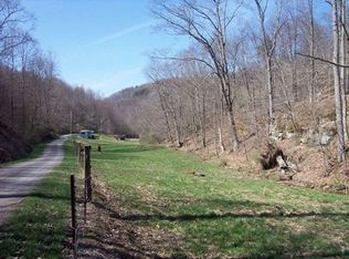 1323 Kliens Run Rd, Alum Bridge, WV 26321