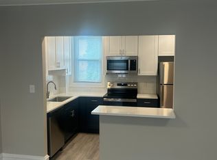 33 W Main St #8-1, Fleetwood, PA 19522