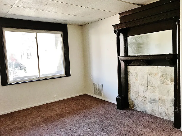 Highland Park - Apartments For Rent In Pittsburgh — Photo 3