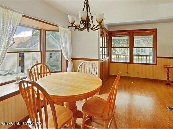 4th image of 266 Scheller Park Road