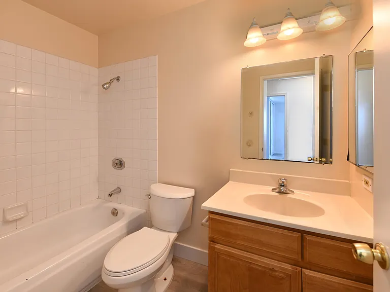 2716 Adeline St — Photo 17