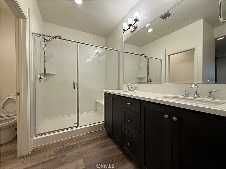 7362 Luminaire Pl — Photo 32