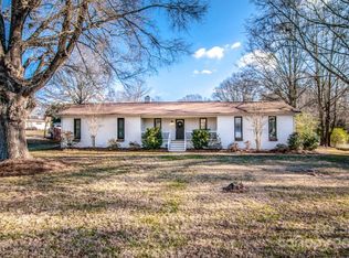 702 Shearers Rd, Mooresville, NC 28115