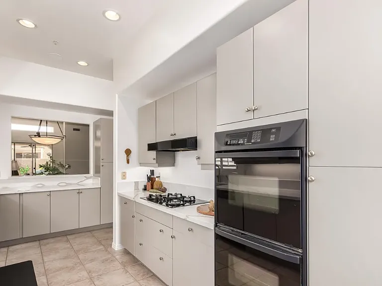 8324 E Cactus Wren Rd — Photo 14