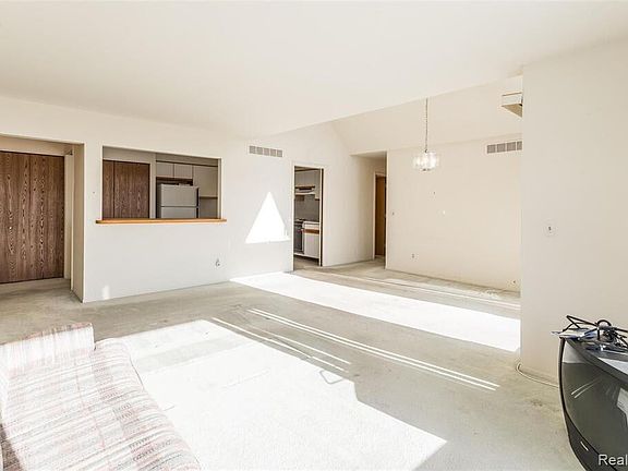 5th image of 1997 Klingensmith Rd Unit 55