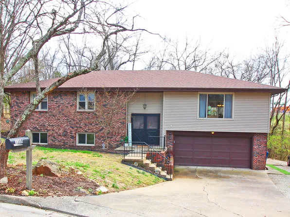 1309 Heritage Hl, Jefferson City, MO 65101