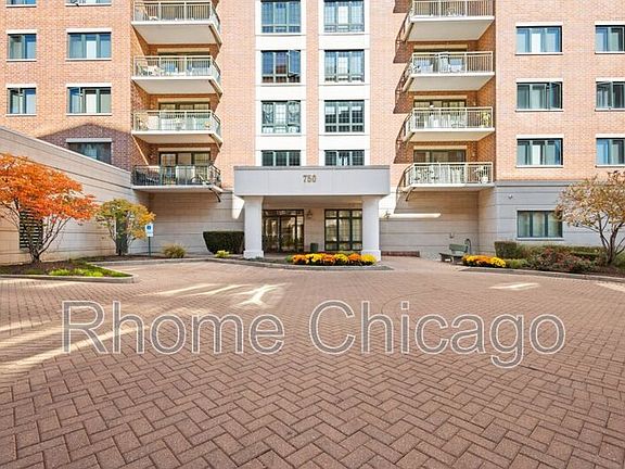 3rd image of 750 Pearson St APT 911