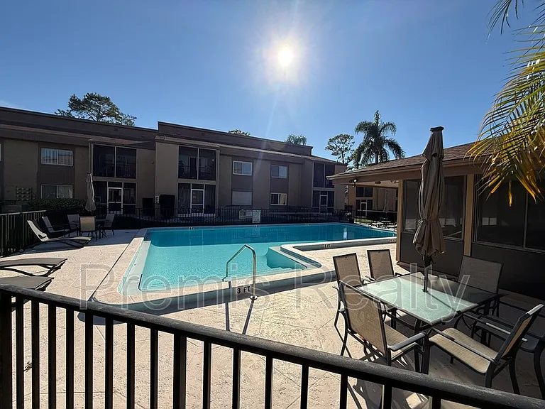 1575 Greenlea Dr #9 — Photo 26