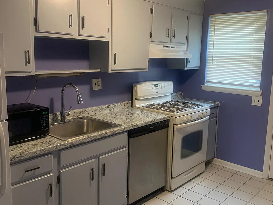 1232 Ashland Ave