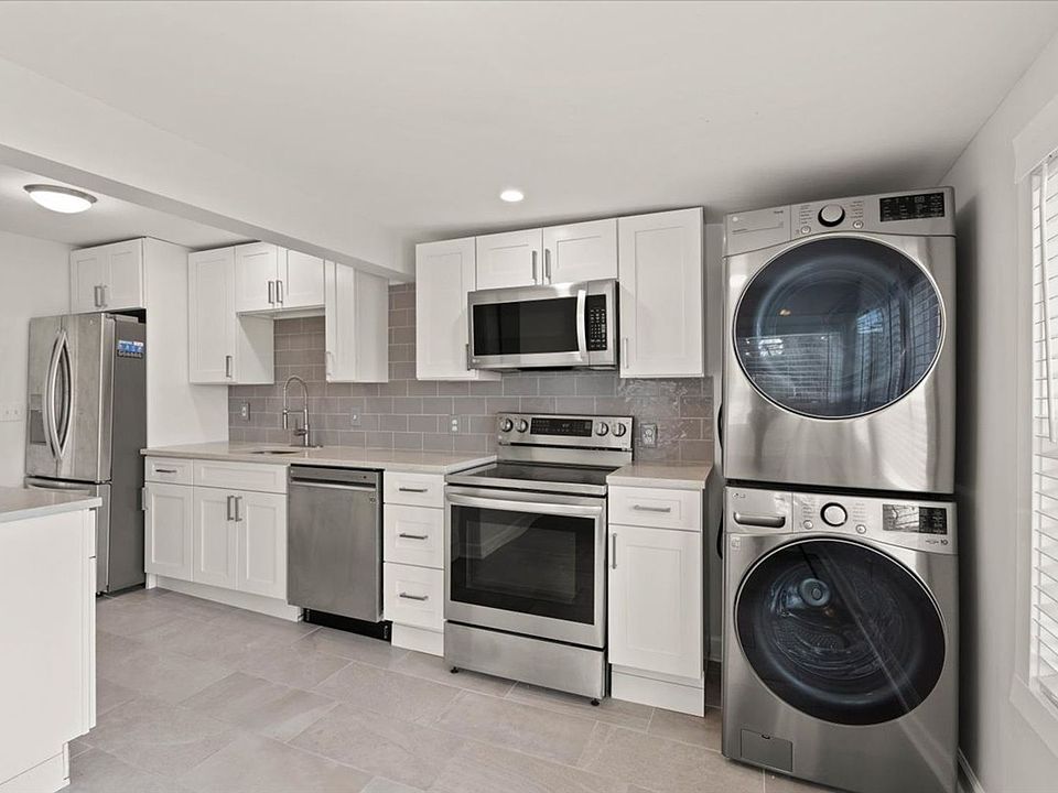 1st image of 4605 Harrison St APT B