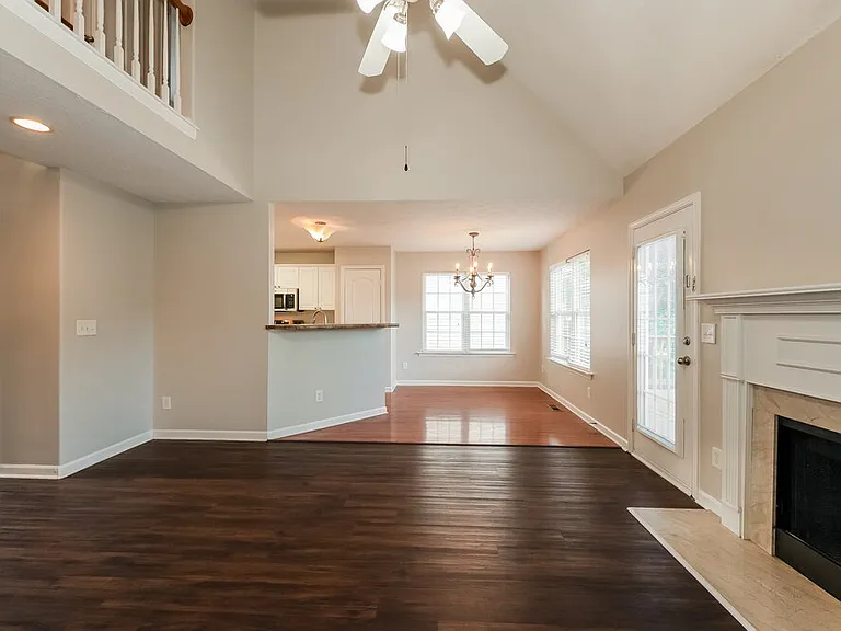 4032 Pineorchard Pl — Photo 5