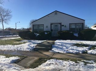 4303 N 71st St, Milwaukee, WI 53216