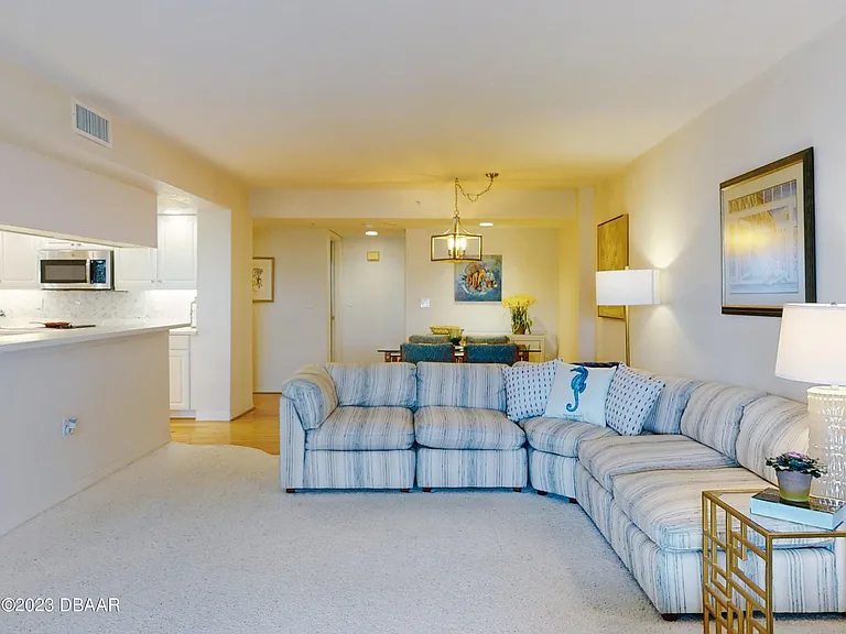 1 John Anderson Dr #Penthouse 7 — Photo 40