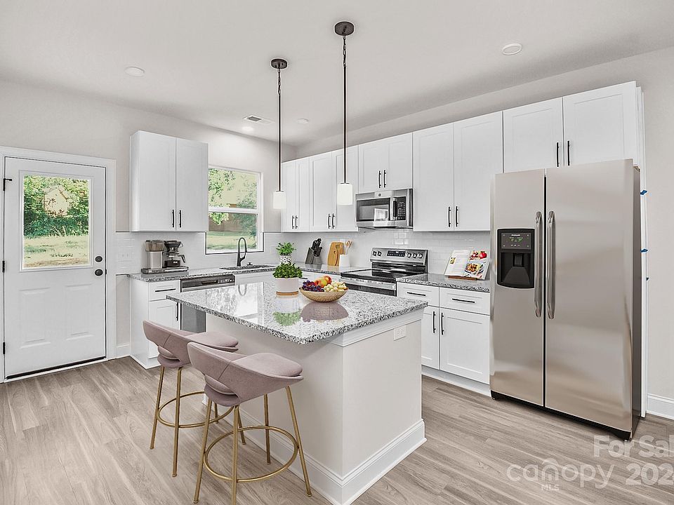 1st image of 2019 Hazelwood Dr
