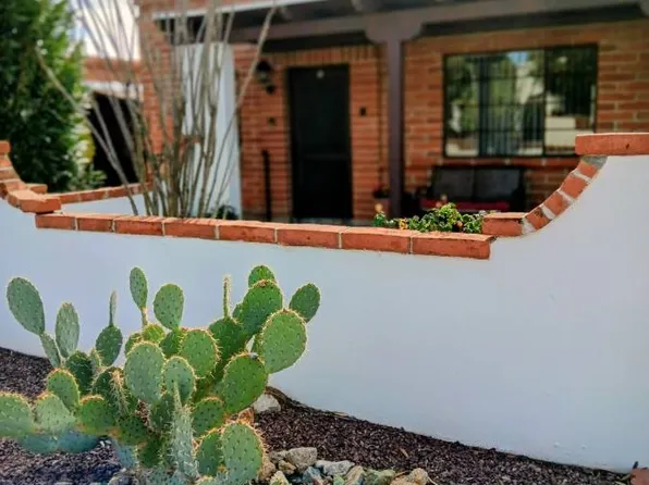 137 W Camino Manzana Unit A, Green Valley, AZ 85614