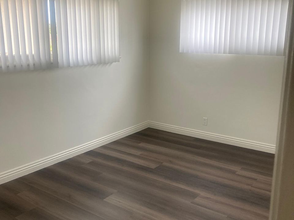 1st image of 14737 Vanowen St APT 6