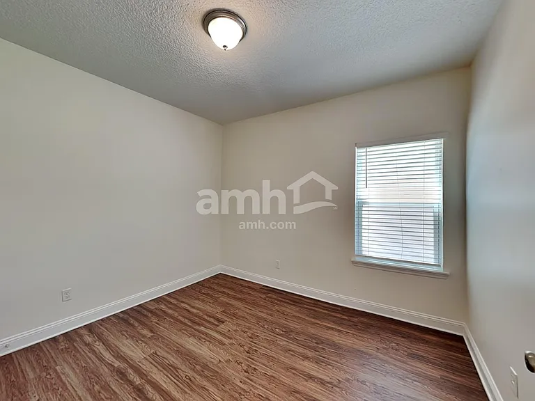 907 Sunny Stroll Dr — Photo 12