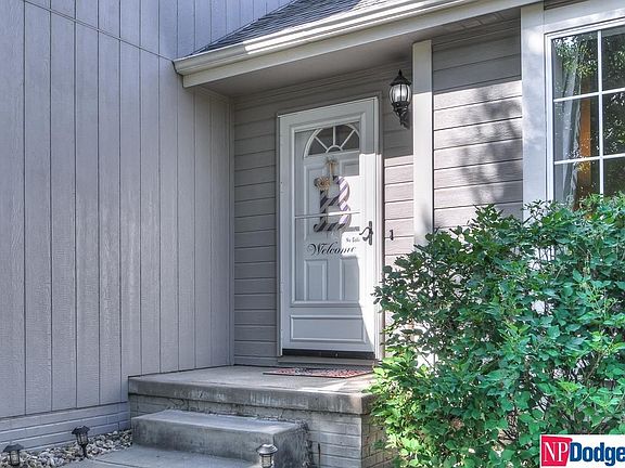 3rd image of 4706 N 150th St