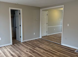 20 S Walnut St, Plainfield, CT 06374