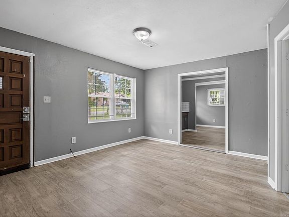 3rd image of 1721 Tulane Ave